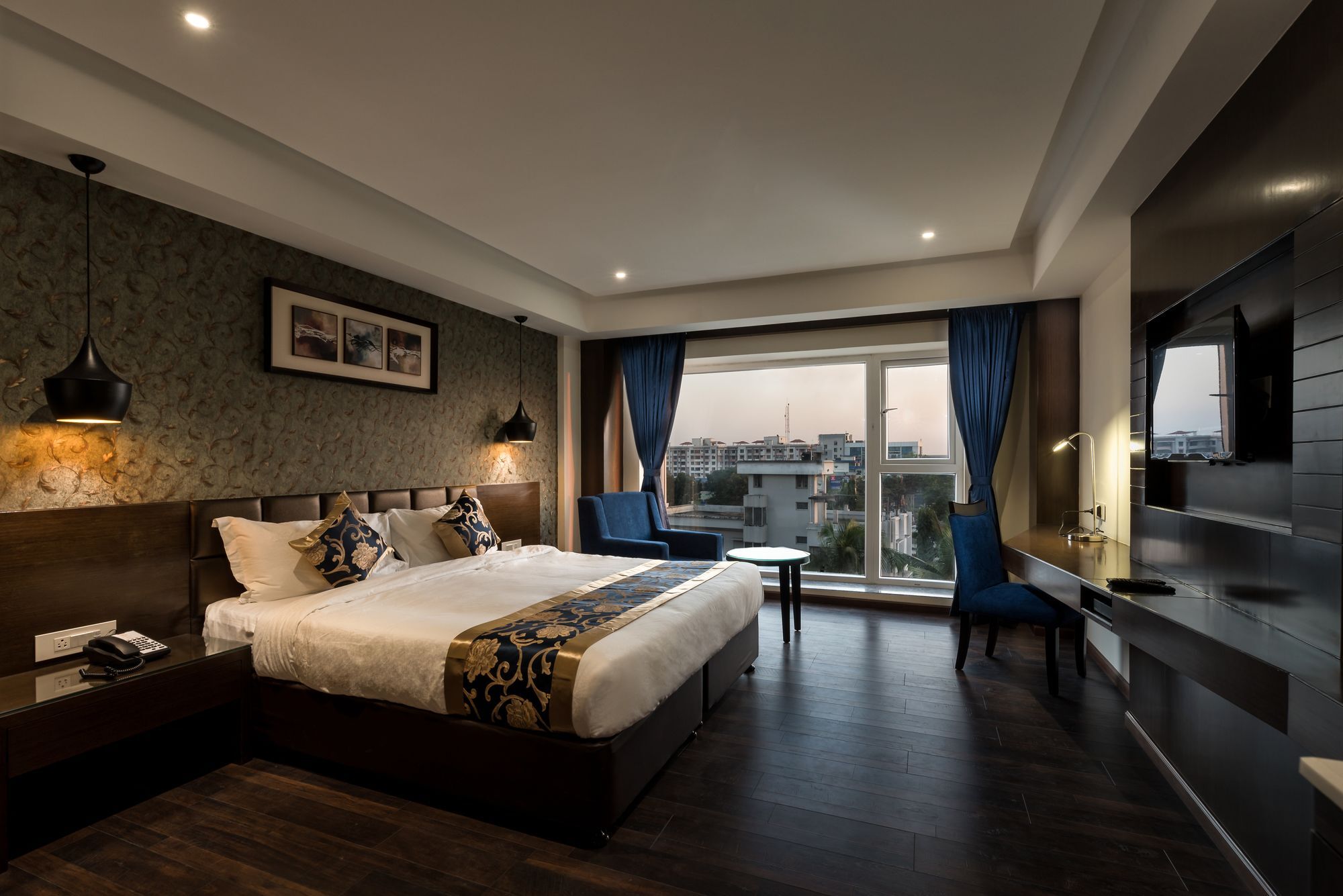 Hotel Saffron Crest Силигури Экстерьер фото